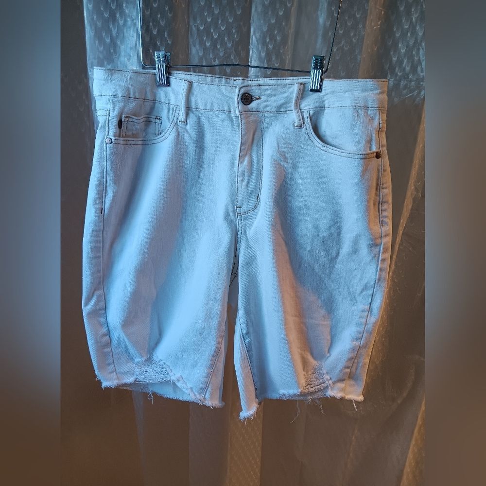 Judy Blue White Denim Shorts Womens 1XL